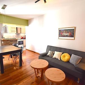 Apartamento de 2 Dormitorios